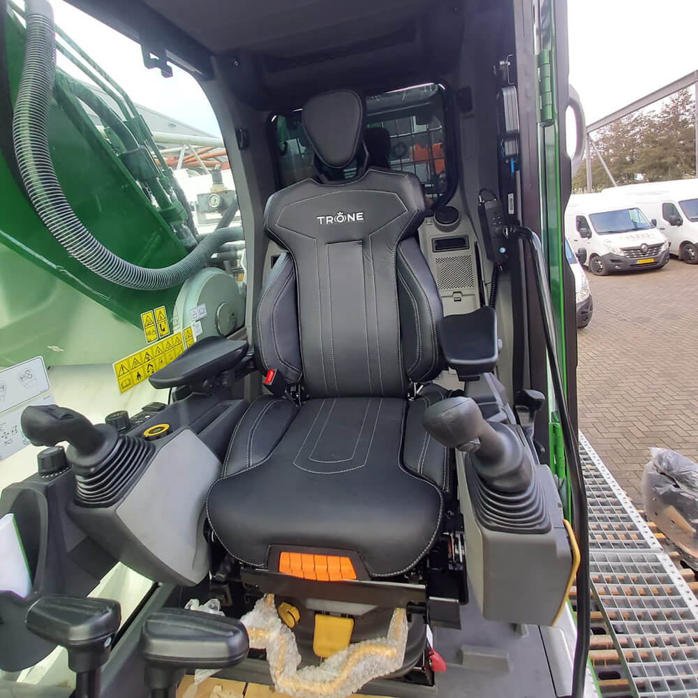 toepassing-high-back-narrow-trone-seating-02